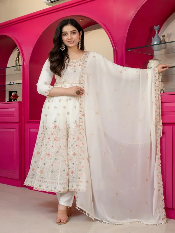 Ivory_Georgette_Embroidered_Anarkali_Kurta_Set_For_Women