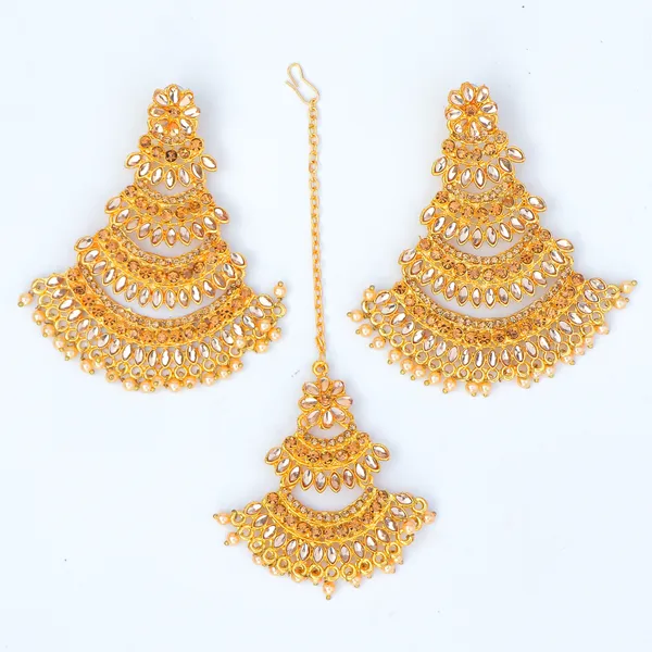 Gold_Tone_Floral_Layered_Earrings_And_Maang_Tikka_Set_For_Women