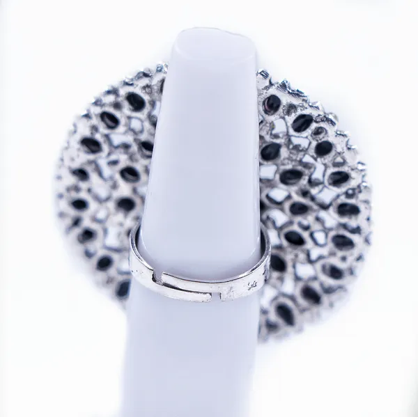 Silver_Brass_Floral_Crystal_Brooch_For_Women