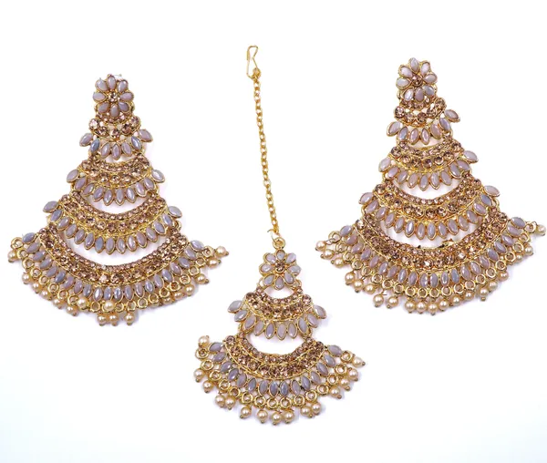 Gold_Tone_Tiered_Earrings_And_Maang_Tikka_Set_For_Women