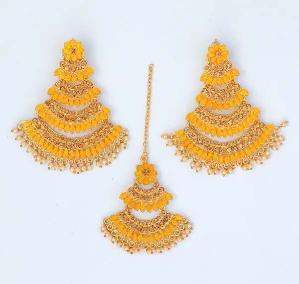 Gold_Tone_Layered_Chandelier_Jewellery_Set_For_Women