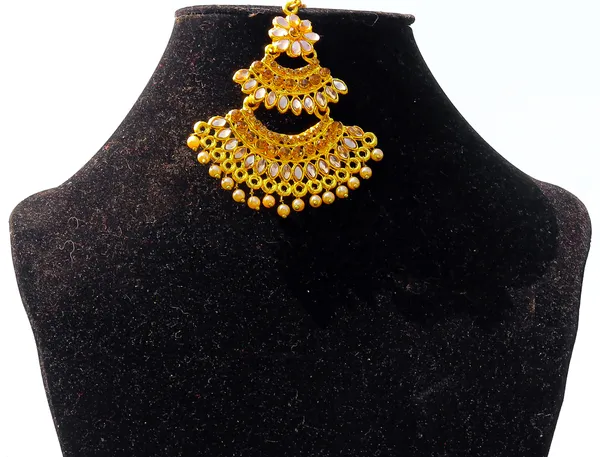 Gold_Tone_Floral_Layered_Earrings_And_Maang_Tikka_Set_For_Women