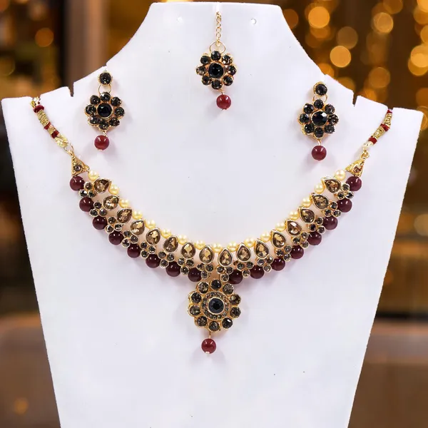 Maroon_Gold_Tone_Traditional_Beaded_Jewellery_Set_For_Women