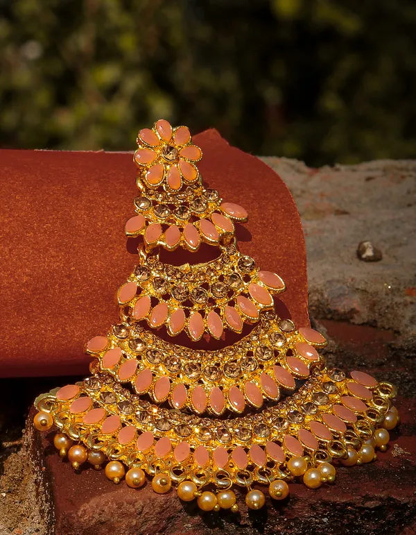 Peach_Gold_Tone_Layered_Necklace_Earrings_And_Maang_Tikka_Set_For_Women