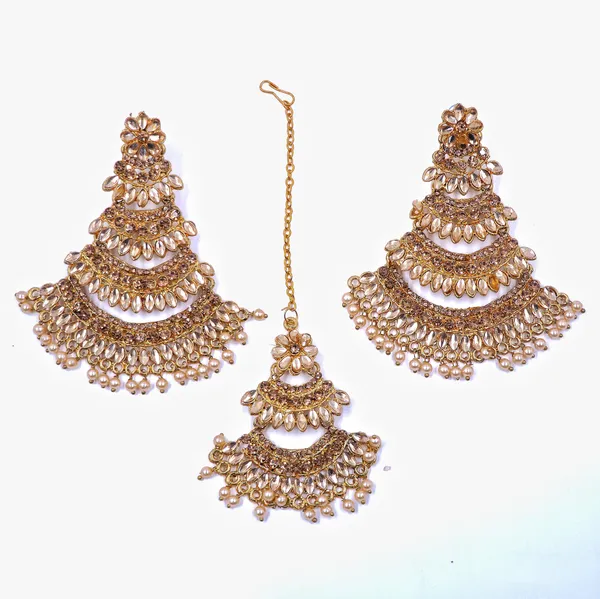 Gold_Tone_Floral_Layered_Earrings_And_Maang_Tikka_Set_For_Women