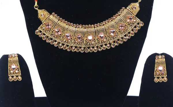 Gold_Tone_Pink_Stone_Traditional_Necklace_And_Earrings_Set_For_Women