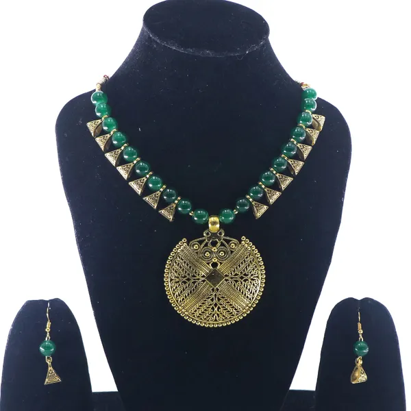 Green_Gold_Tone_Beaded_Antique_Necklace_Set_For_Women