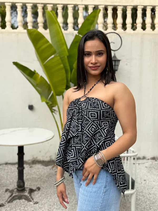 Eiara_Black_Bandhani_Noodle_Strap_Top