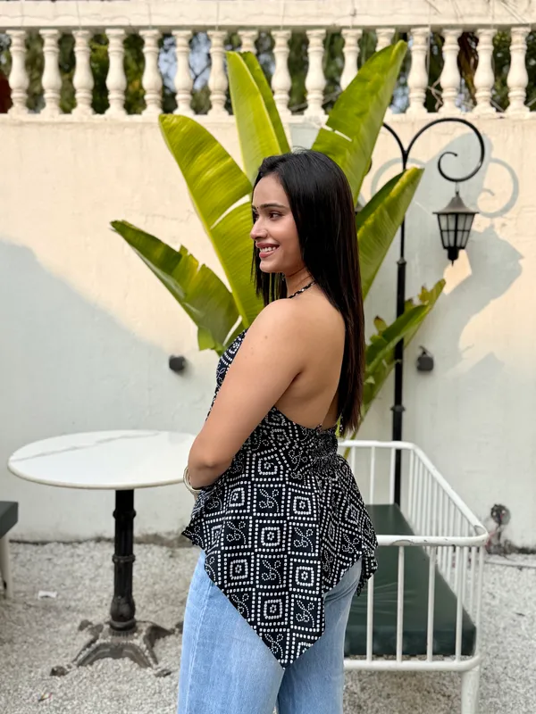 Eiara_Black_Bandhani_Noodle_Strap_Top