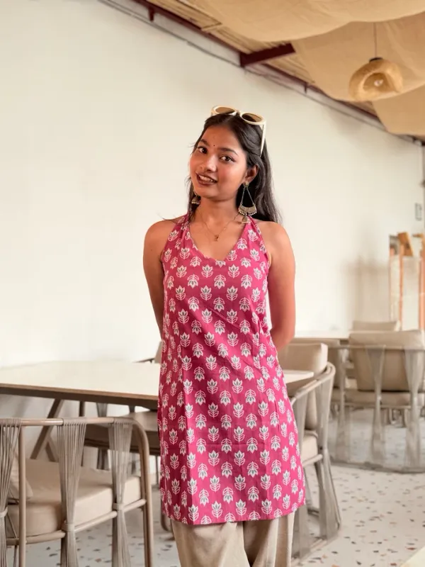 Naira_Pink_Traditional_Buti_Long_Kurti