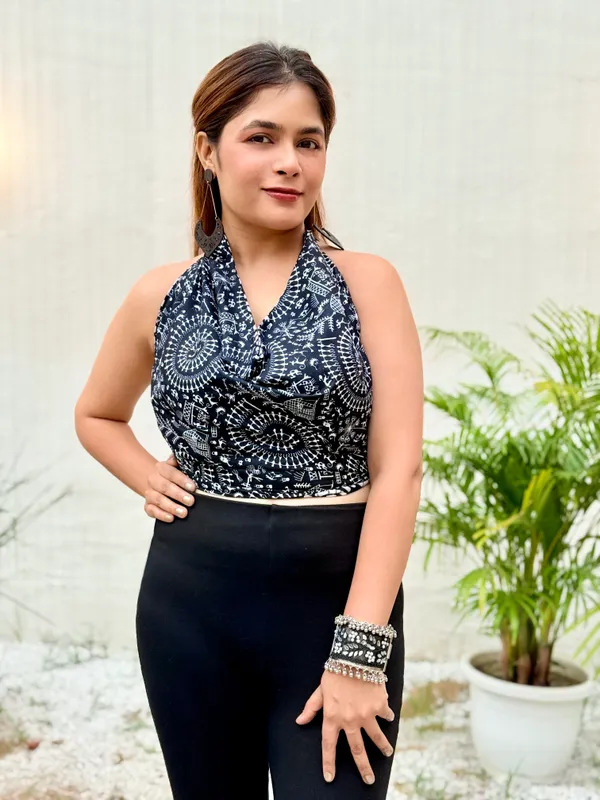 Bella_Black_White_Dual_Print_Reversible_Top