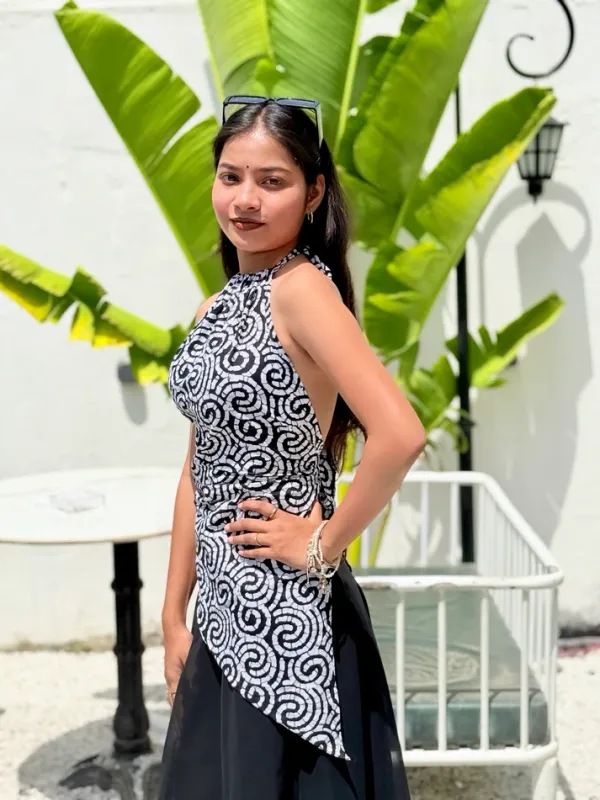 Laila_Black_White_Modern_Print_Asymmetric_Backless_Top