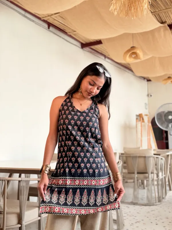 Naira_Black_Traditional_Buti_Long_Kurti