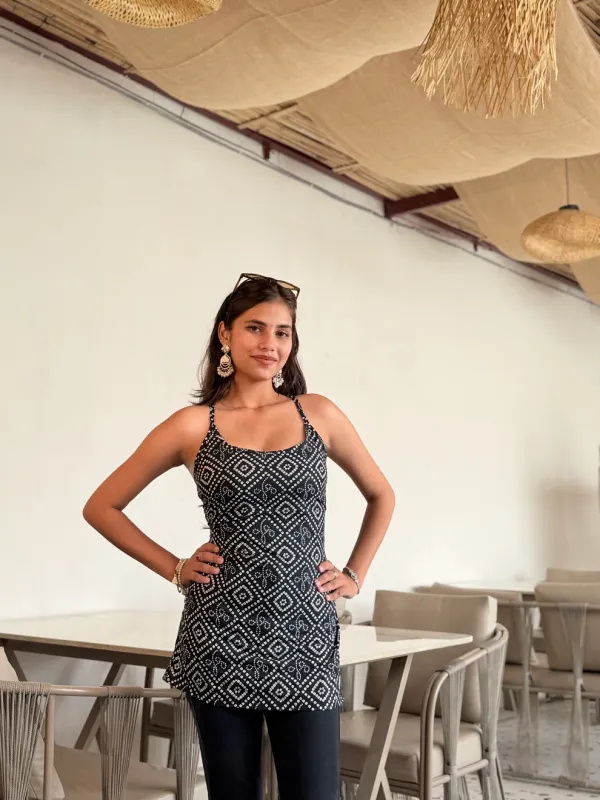 Ruhi_Black_Bandhani_Strappy_Backless_Short_Kurti