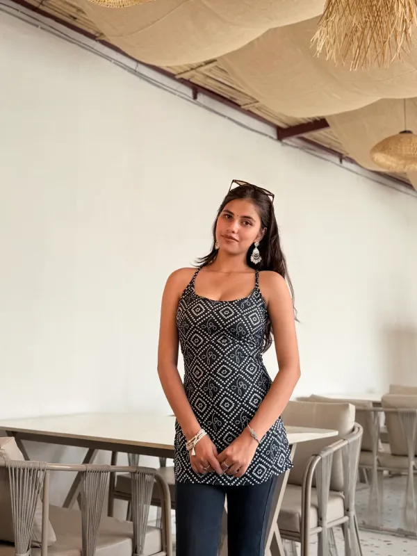 Ruhi_Black_Bandhani_Strappy_Backless_Short_Kurti