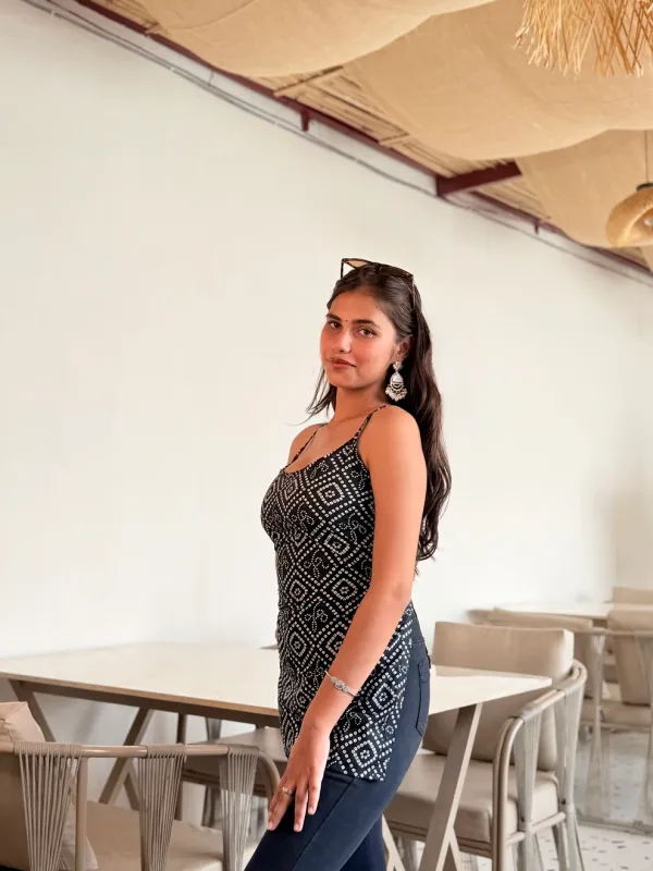 Ruhi_Black_Bandhani_Strappy_Backless_Short_Kurti