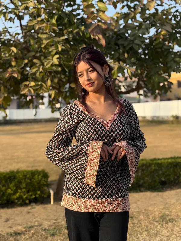 Noor_Black_Buti_Corset_Kurti