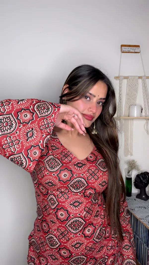 Adaa_Red_Ajrakh_Corset_Kurti