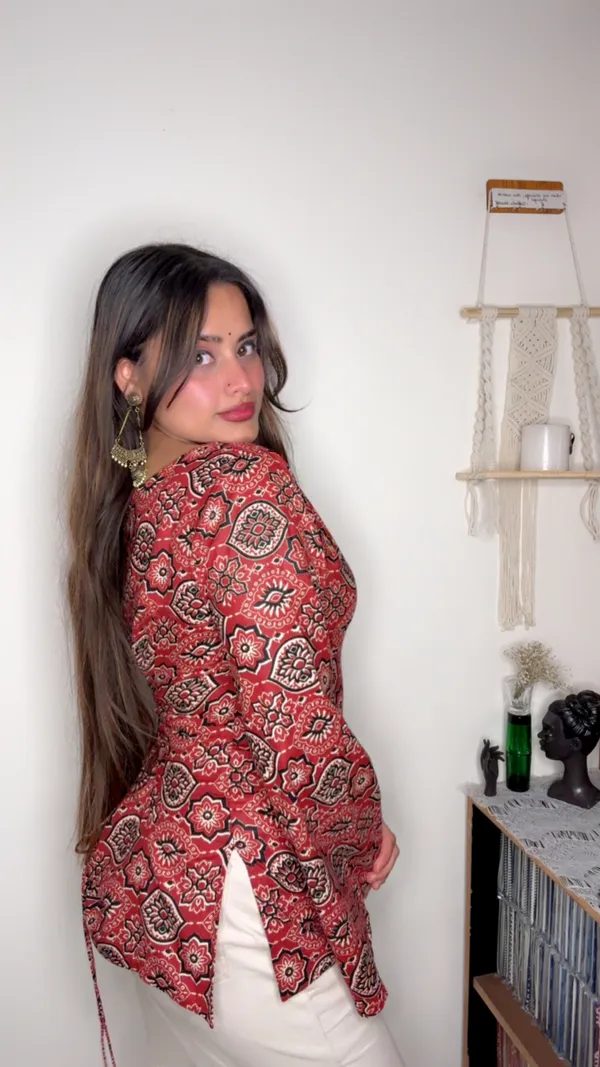 Adaa_Red_Ajrakh_Corset_Kurti
