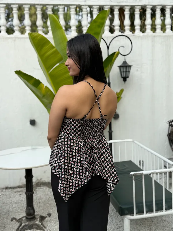 Eiara_Black_Buti_Noodle_Strap_Top