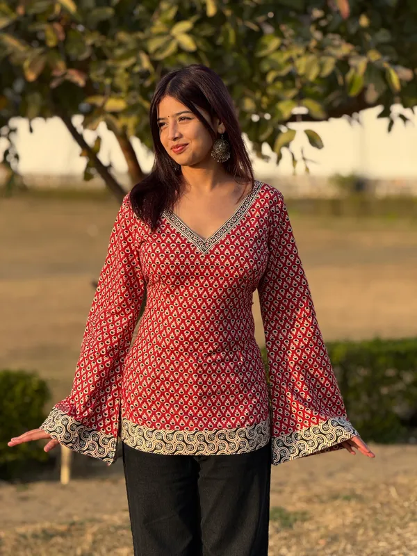 Noor_Red_Buti_Corset_Kurti