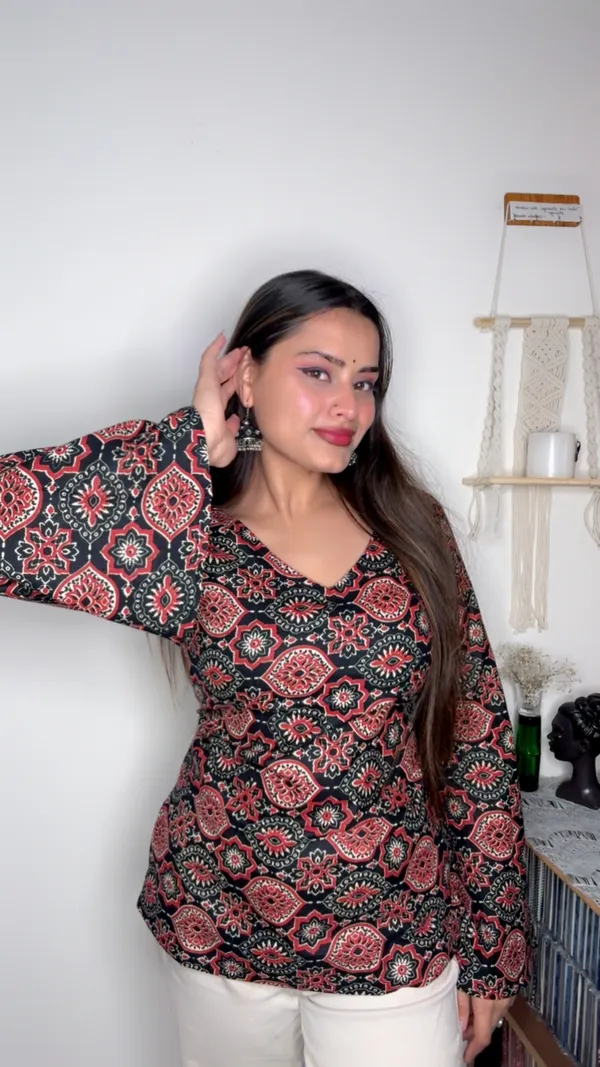 Adaa_Black_Ajrakh_Corset_Kurti