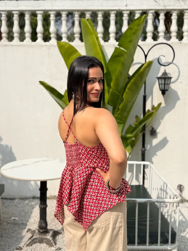 Eiara_Red_Buti_Noodle_Strap_Top