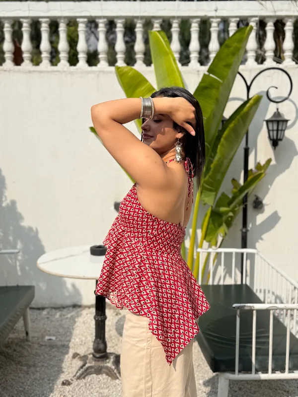 Eiara_Red_Buti_Noodle_Strap_Top