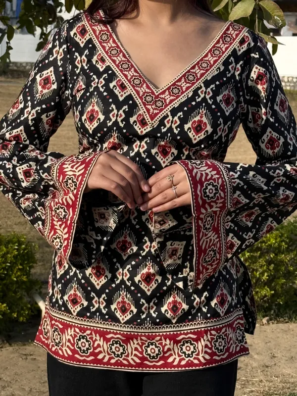 Noor_Black_Mor_Pankh_Corset_Kurti
