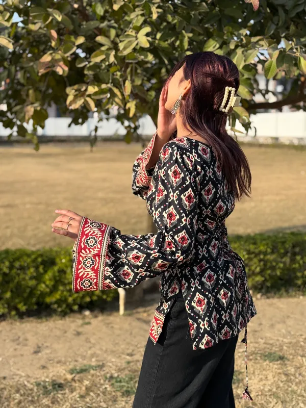 Noor_Black_Mor_Pankh_Corset_Kurti