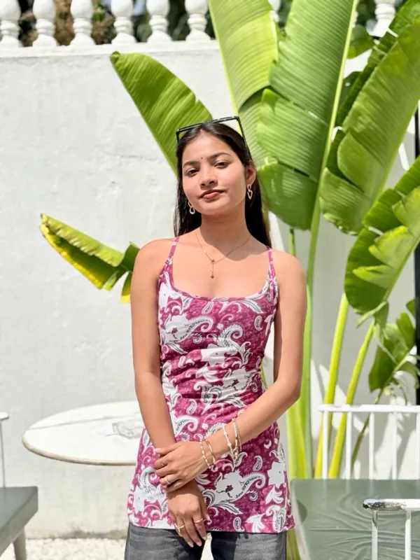 Ruhi_Rani_Pink_Abstract_Print_Strappy_Backless_Short_Kurti