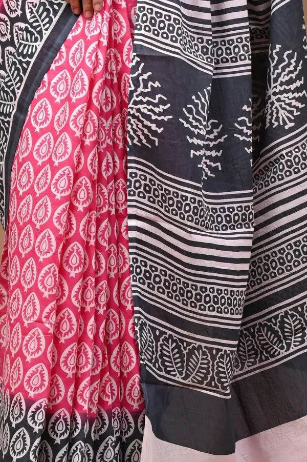 Grey_And_Pink_Pure_Cotton_Hand_Block_Printed_Saree_For_Women
