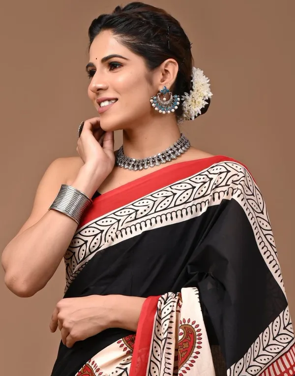 Multicolor_Pure_Cotton_Hand_Block_Printed_Saree_For_Women