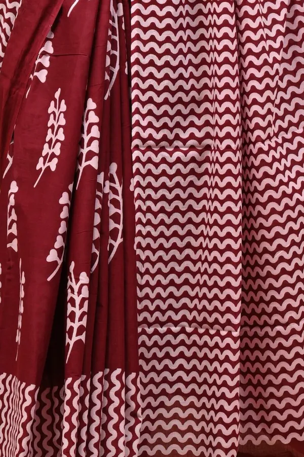 Maroon_Pure_Cotton_Hand_Block_Printed_Saree_For_Women