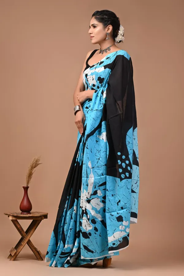 Light_Blue_And_Black_Pure_Cotton_Printed_Saree_For_Women
