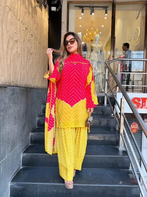 Bright_Pink_&_Yellow_Leheriya_Printed_Kurta_Set_with_Dupatta