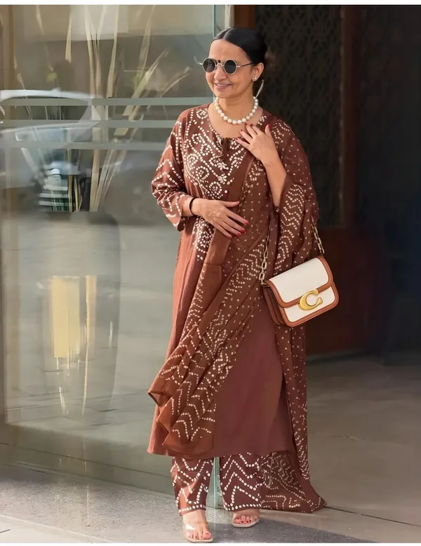 Women's_Brown_Bandhani_Printed_Kurta_with_Pants_And_Dupatta_Set_3-Piece_Ethnic_Suit