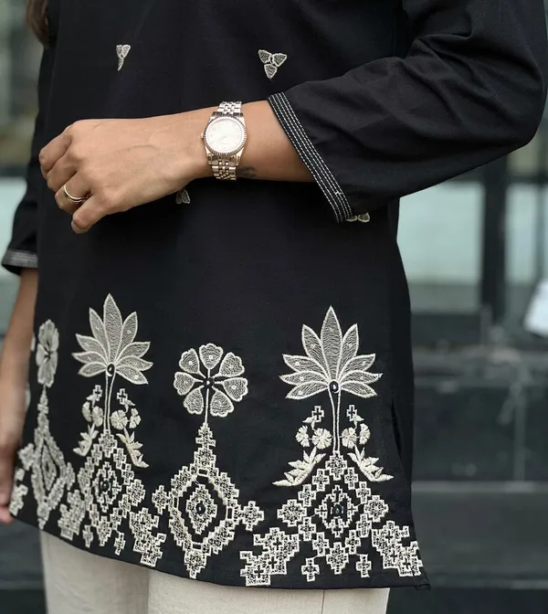 Women's_Classic_Jet_Black_Short_Kurti_with_White_Floral_Embroidery