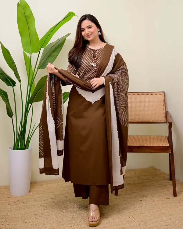 Women's_Dark_Brown_Printed_Kurta_with_Wide-Leg_Pants_And_Dupatta_Set_3-Piece_Ethnic_Suit