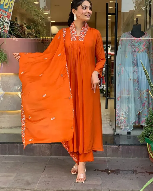 Women's_Orange_Embroidered_Anarkali_Kurta_Set_with_Dupatta