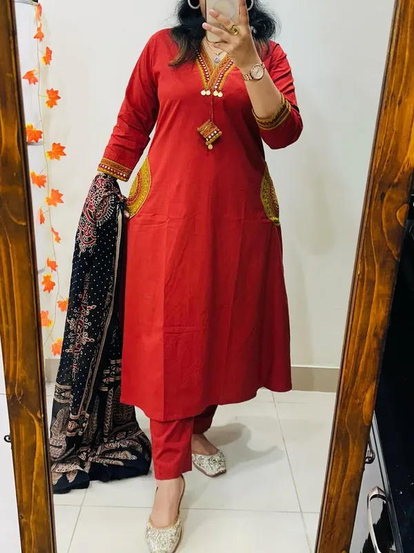 Women's_Red_Cotton_Embroidered_Kurta_Pant_Set_with_Printed_Dupatta