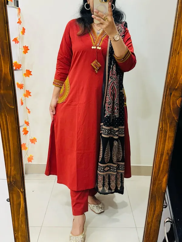 Women's_Red_Cotton_Embroidered_Kurta_Pant_Set_with_Printed_Dupatta