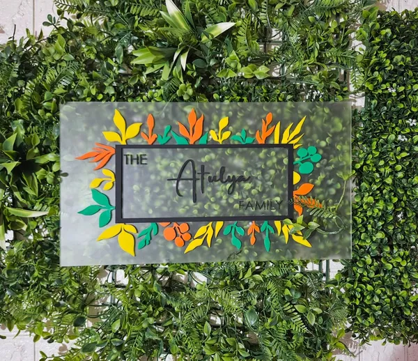 Floral_Family_Name_Wall_Decor_Plaque