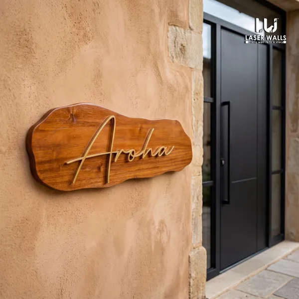 Wooden_Personalized_Family_Name_Wall_Sign