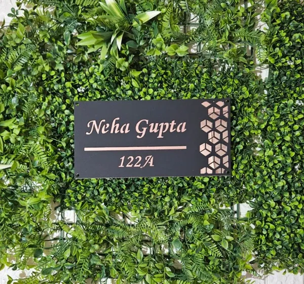 Black_Decorative_Personalized_Name_Plate