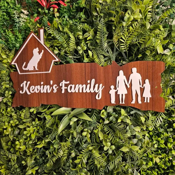 Wooden_Personalized_Family_Nameplate
