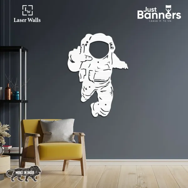 Astronaut_From_Laserwall_Spaceman_Metal_Wall_Decor_Bedroom_Wall_Decor_Metal_Astronaut_Wall_Art_Metal_Wall_Hanging_Decorative_Kids_Decor