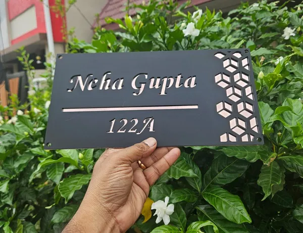 Black_Decorative_Personalized_Name_Plate