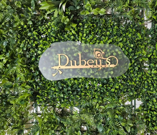 Acrylic_Gold_Dubai_Wall_Name_Plate