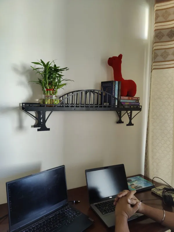 Loftesnesbrui_Metal_Bridge_Shelf_Modern_Floating_Shelves_Metal_Wall_Shelf_Wall_Decor_Housewarming_Gift_Metal_Bridge